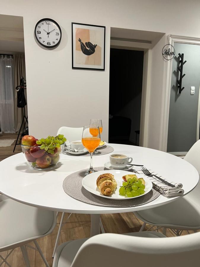 Cinderella Apartment With Free Parking PUY Eksteriør bilde